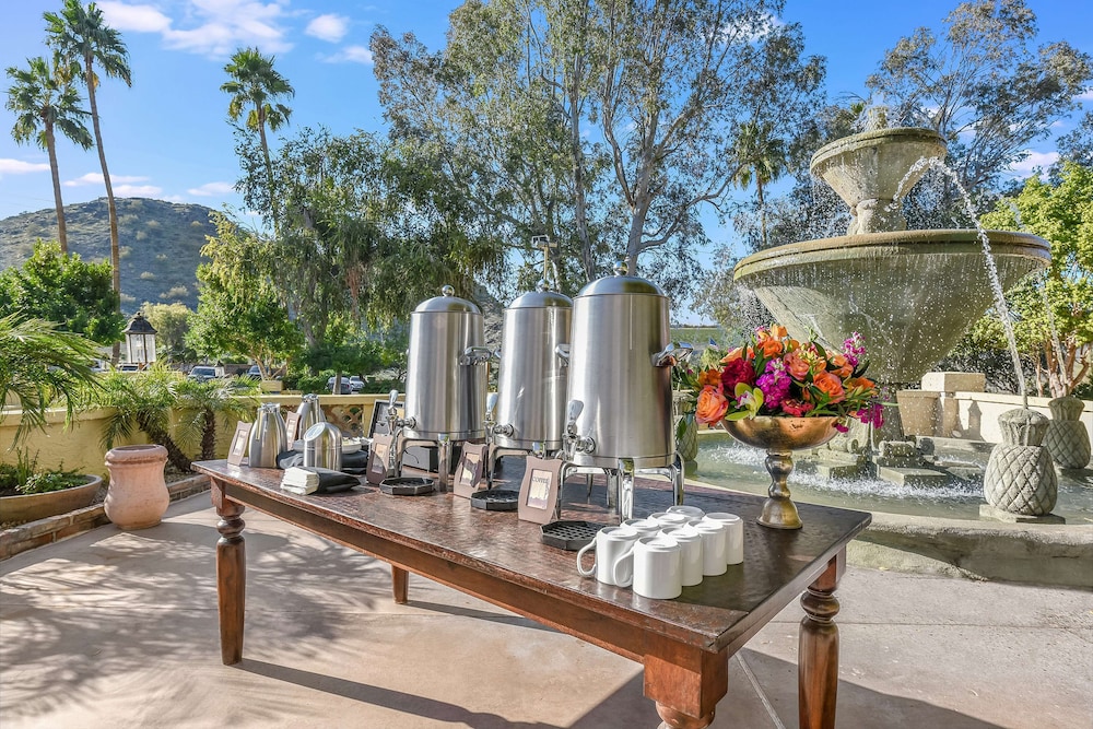 Hilton Phoenix Tapatio Cliffs Resort - photo 106