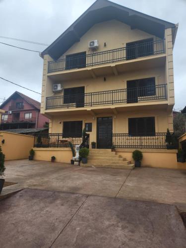 Prenociste T 07 in Smederevo, Serbia