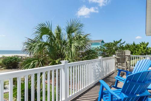 Footprints In The Sand by Oak Island Accommodations - photo 38