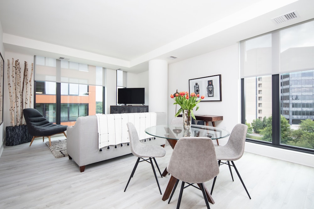 WhyHotel Tysons Corner Greensboro Drive in Mclean, United States