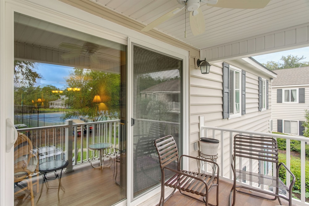 Resort style Condo in St Simons 1 Mi to Pier - photo 15