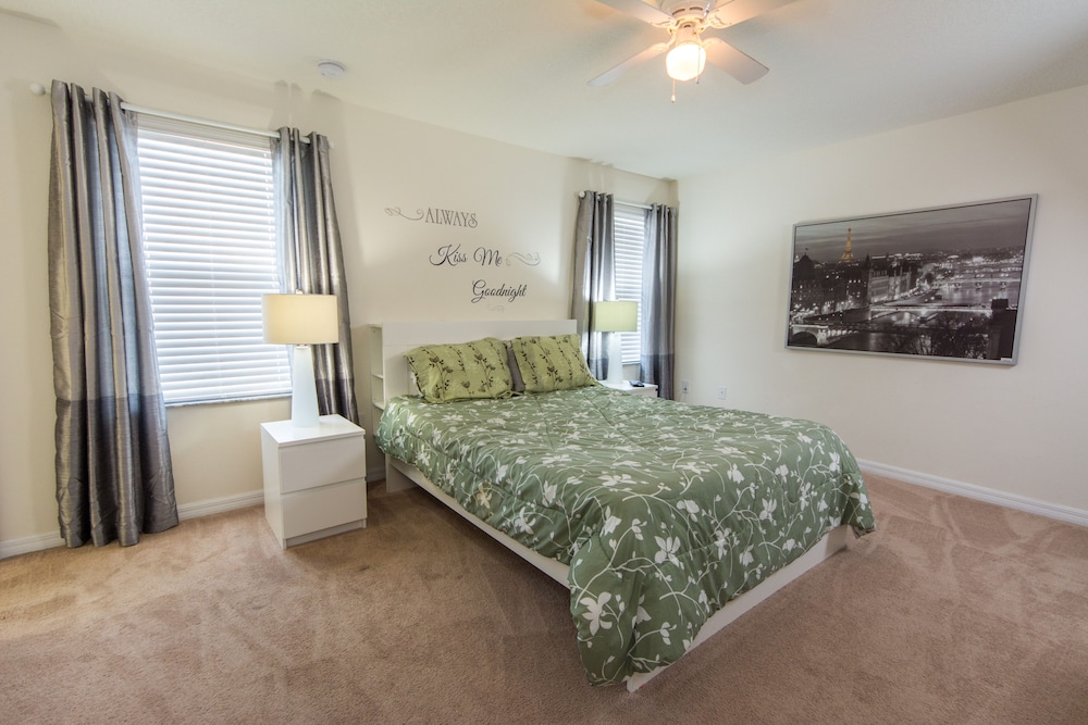 Bella Vida Resort by Home 2U - photo 20