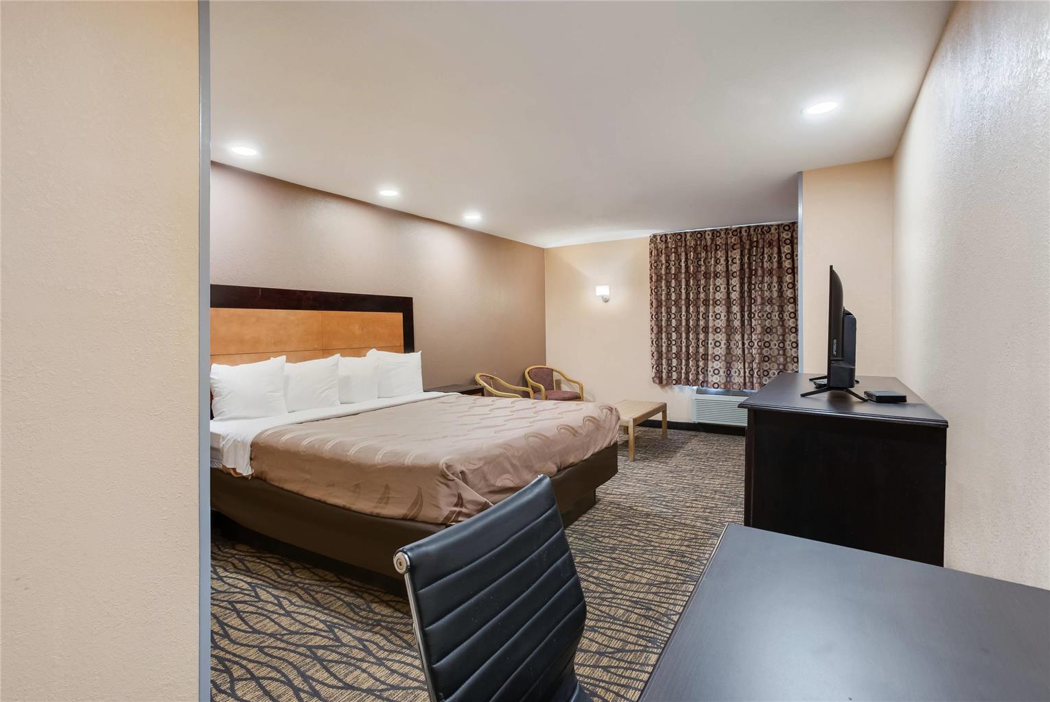 Quality Inn Lees Summit Kansas City - photo 20