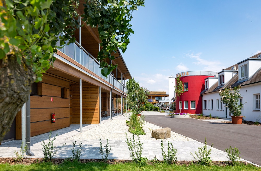 Hotel am See Rust - carbon neutral hotel in Rust
