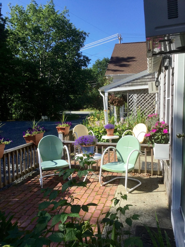 Coach Stop Inn - photo 71