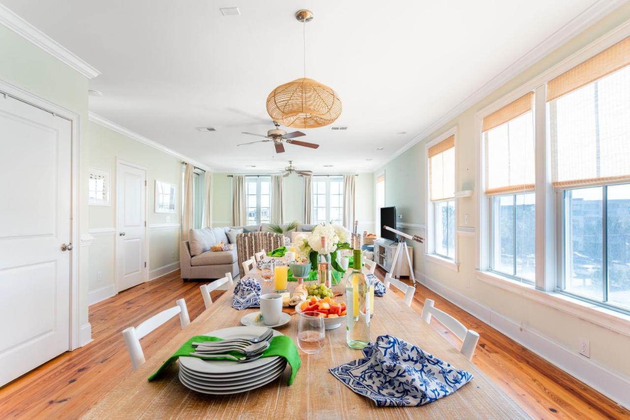 Sea Shell by Avantstay Breezy Beachside Getaway w Rooftop Deck & 6 BRs - photo 7