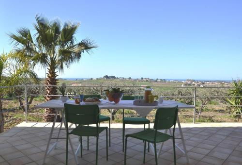Holiday Home Biancolilla — 4-Star Luxury Hotel in Menfi, Italy