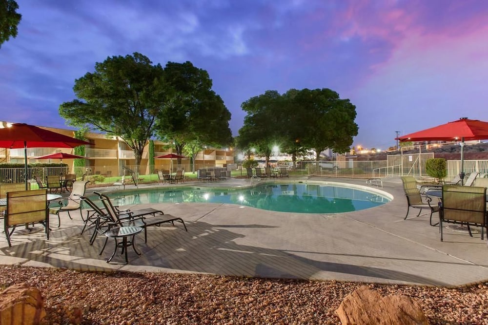 Quality Inn View Of Lake Powell Page - photo 24