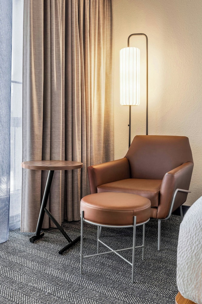 Courtyard by Marriott Atlanta Northlake - photo 10