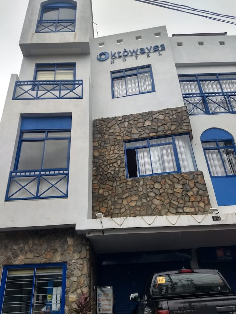 OYO 816 Oktowaves Hotel in Nasugbu, Philippines