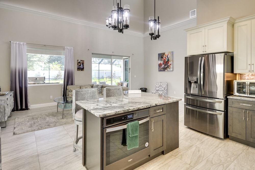Palm Coast Paradise: Pool Spa & Outdoor Kitchen - photo 11