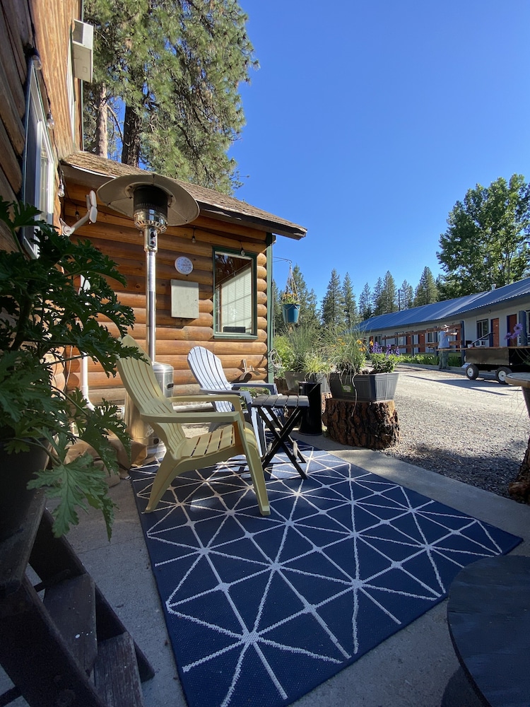 Columbia Point Resort - photo 47