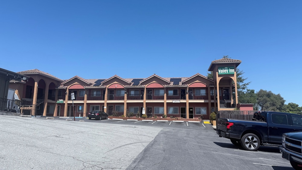 Valley Inn - carbon neutral hotel in Watsonville