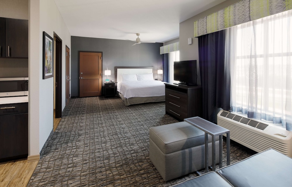Homewood Suites by Hilton Topeka - photo 12