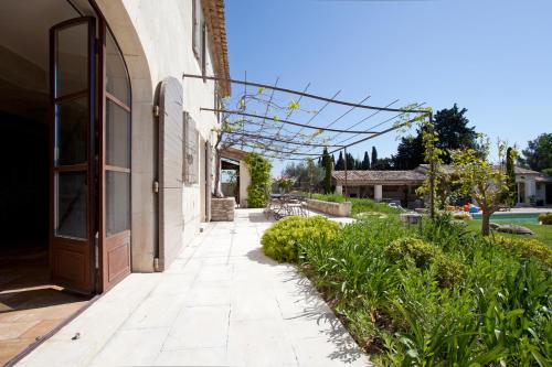 Mas Saint Rémy de Provence in Saint-Remy-De-Provence, France