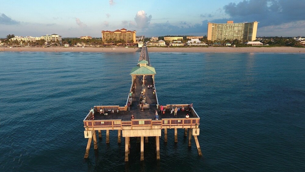 925 Ocean Resort - photo 2