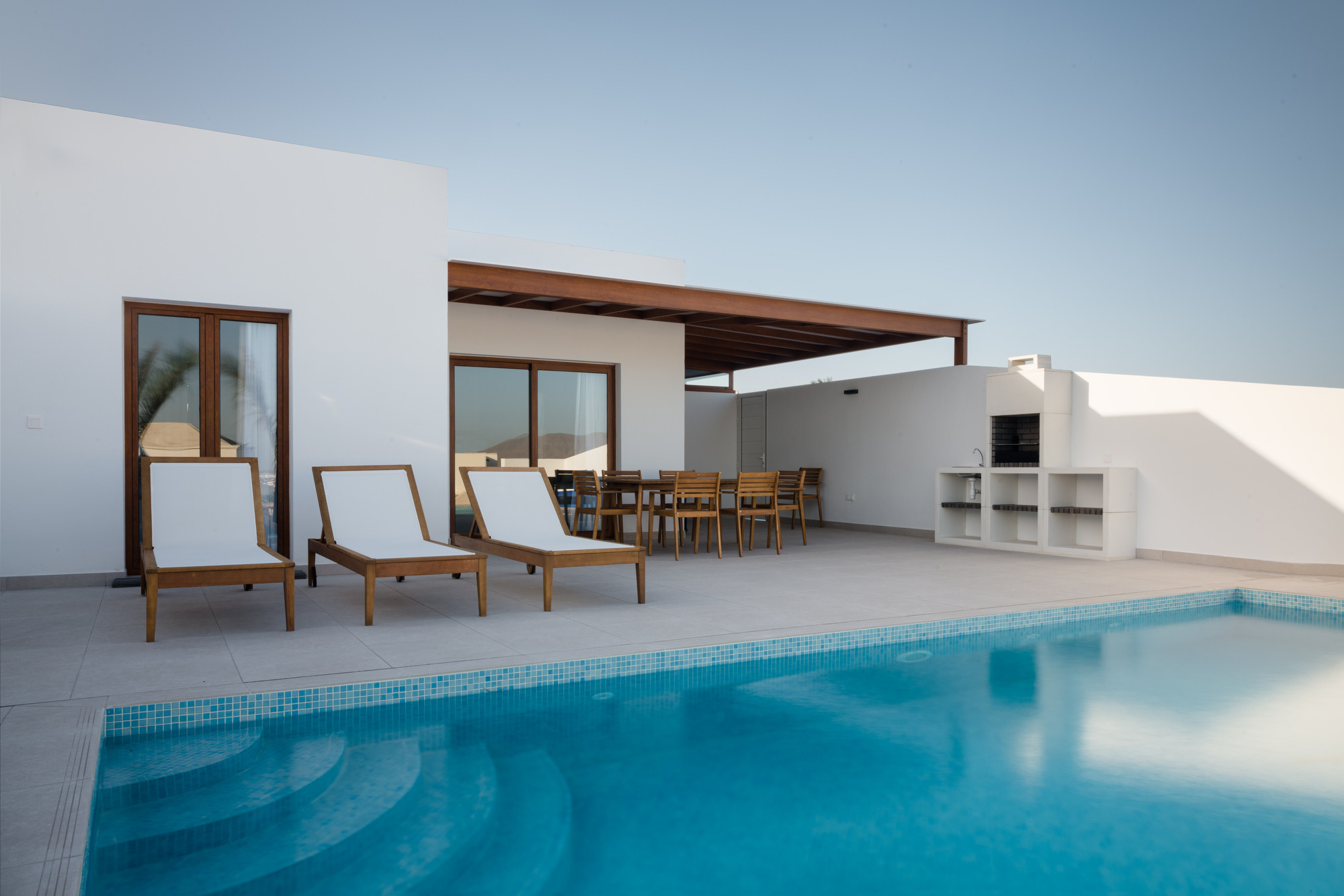 Villa Los Altos Alene 10B by Escape Home — 4-Star Luxury Hotel in Playa Blanca, Spain