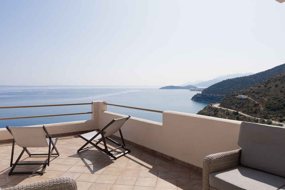 Blue Horizon Suites in Nafplio, Greece