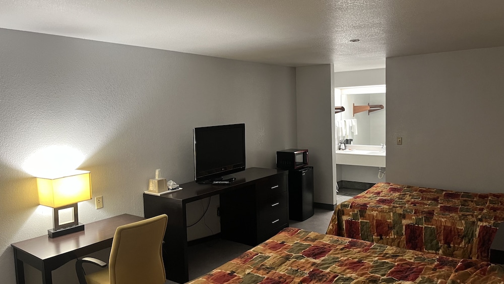 Atria Inn & Suites - photo 9