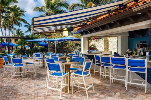 Tropical Poolside Bliss — Naples — photo 4