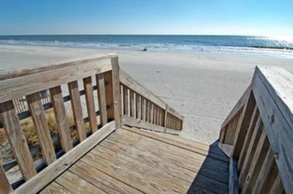 Units at Avista Resort by Elliott Beach Rentals - photo 52