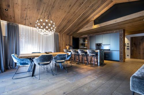 Chalet Urela Luxury Apartment — 4-Star Luxury Hotel in Santa Cristina Valgardena, Italy