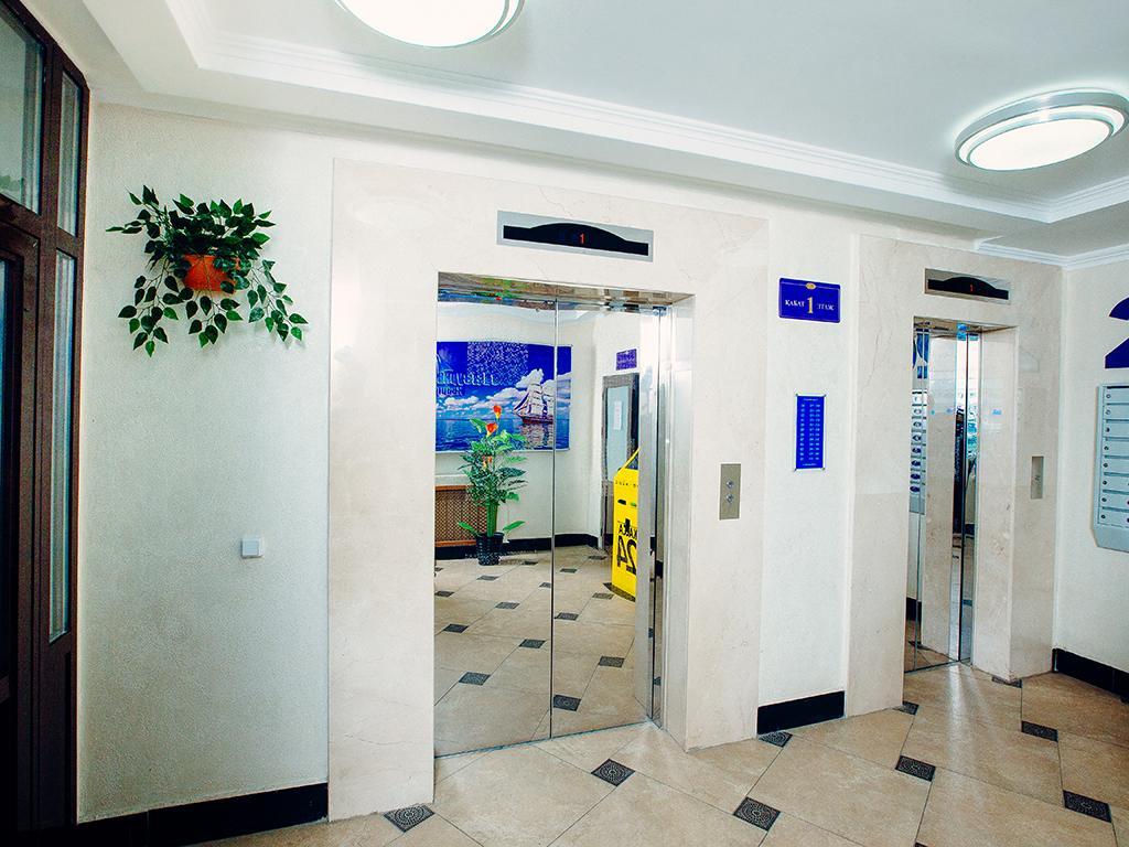 Comfortable apartment on Sarayshyq street 7B — 4-Star Luxury Hotel in Nur-Sultan, Kazakhstan