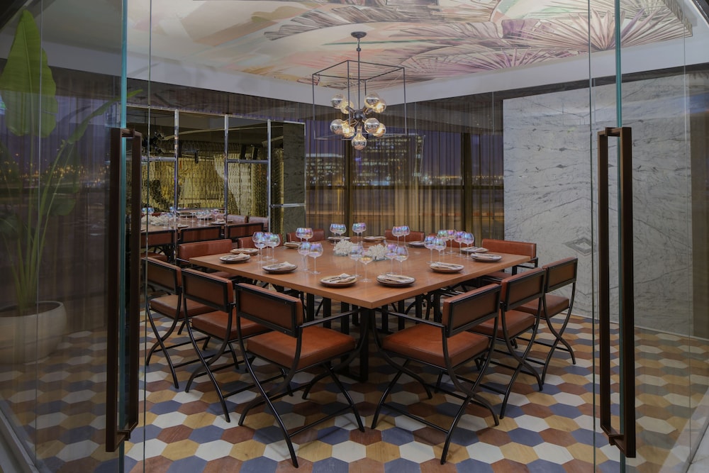 מזון ומשקאות