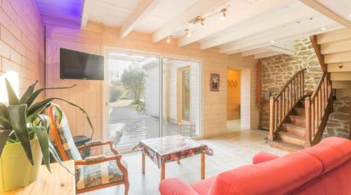 Ecologis - carbon neutral hotel in Riantec