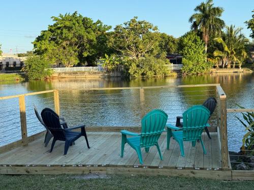 waterfront lake Hollywood hard rock Airport — 4-Star Luxury Hotel in Dania Beach, United States
