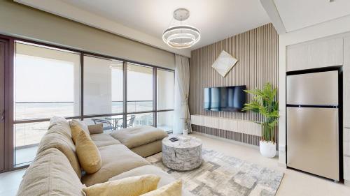 Modern 2BR Apartment Vida Residences Creek Beach Creek Beach Access — 4-Star Luxury Hotel in Dubai, United Arab Emirates