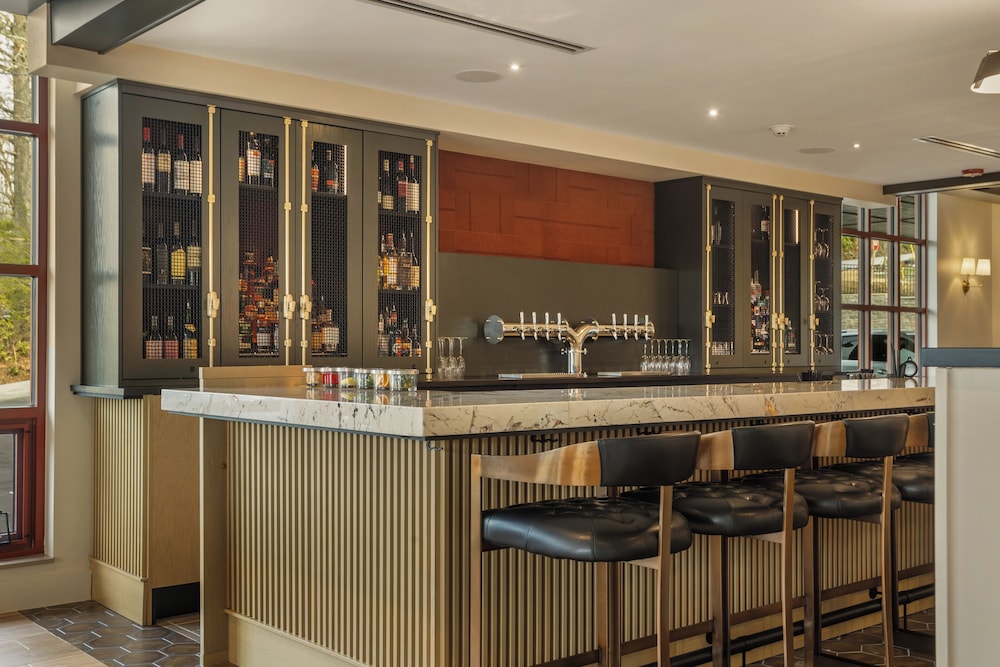 The Embers Hotel - photo 99