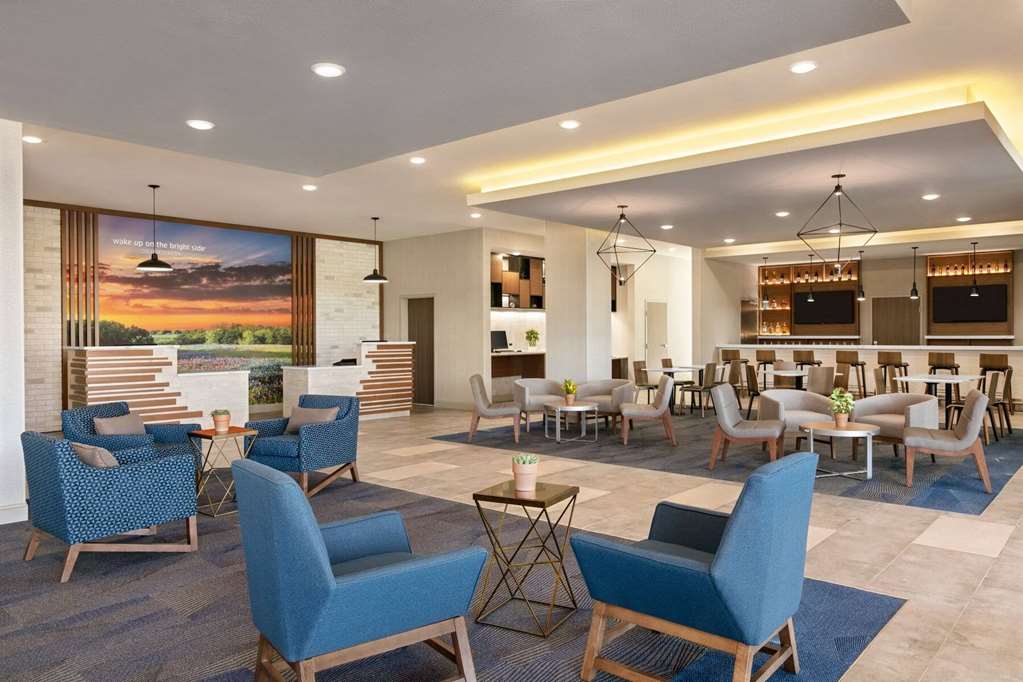 La Quinta Inn & Suites by Wyndham Limon - photo 7