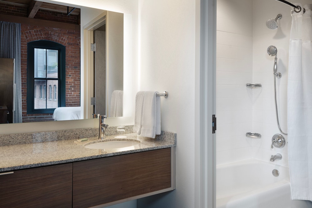 Residence Inn by Marriott Boston Downtown Seaport - photo 50