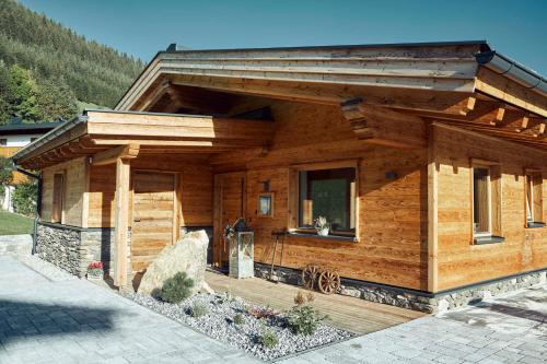 Mountain Chalet R — 4-Star Luxury Hotel in Berwang, Austria