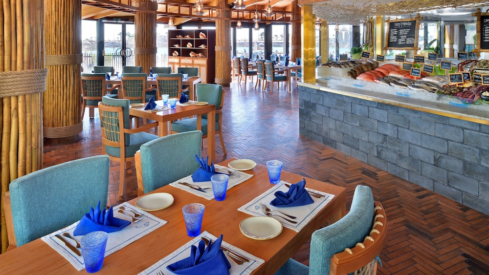 מזון ומשקאות