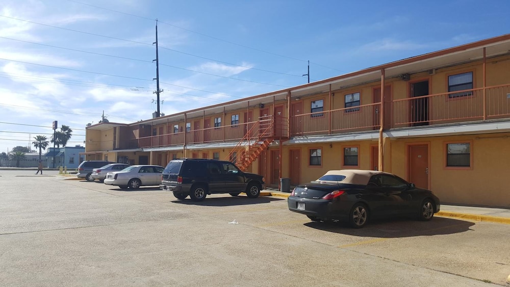 Monte Carlo Motel - photo 24