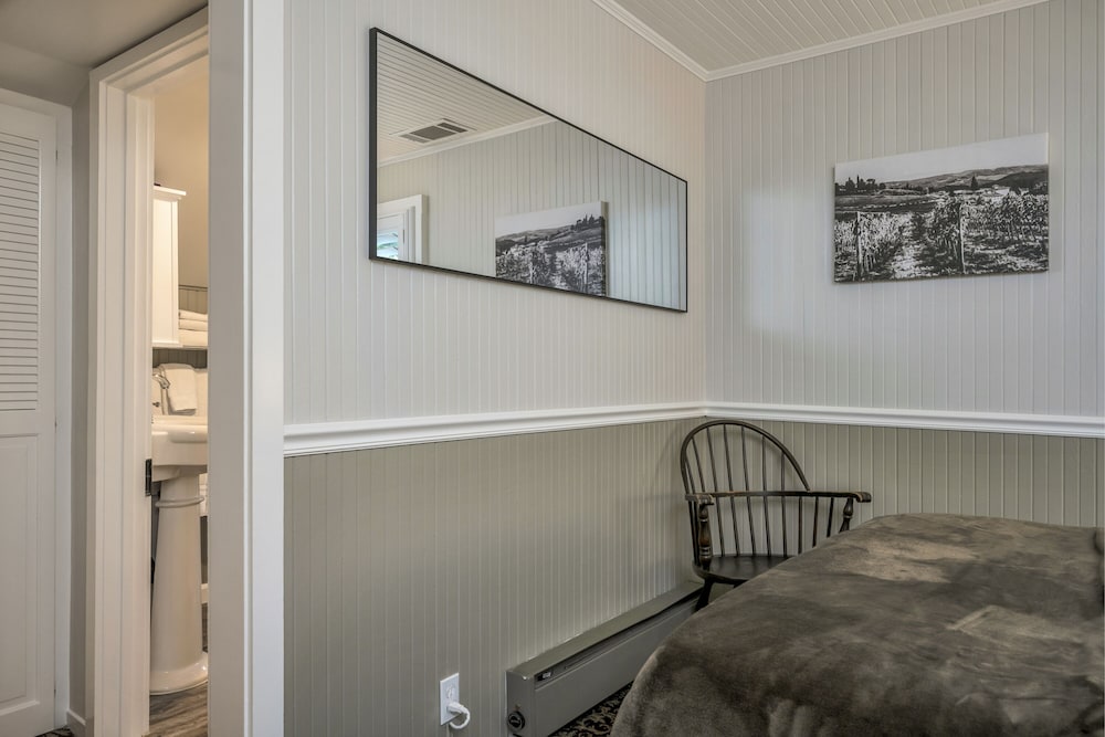 Calistoga Wine Way Inn - photo 55