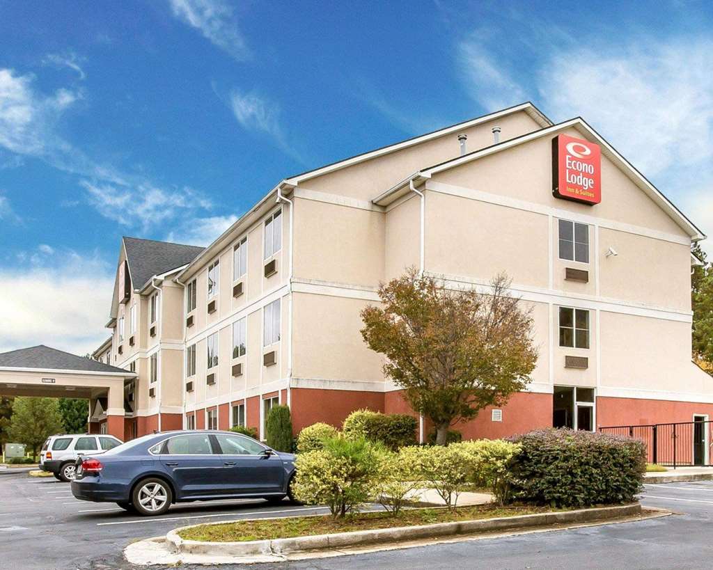 Econo Lodge Inn and Suites Douglasville GA - photo 2