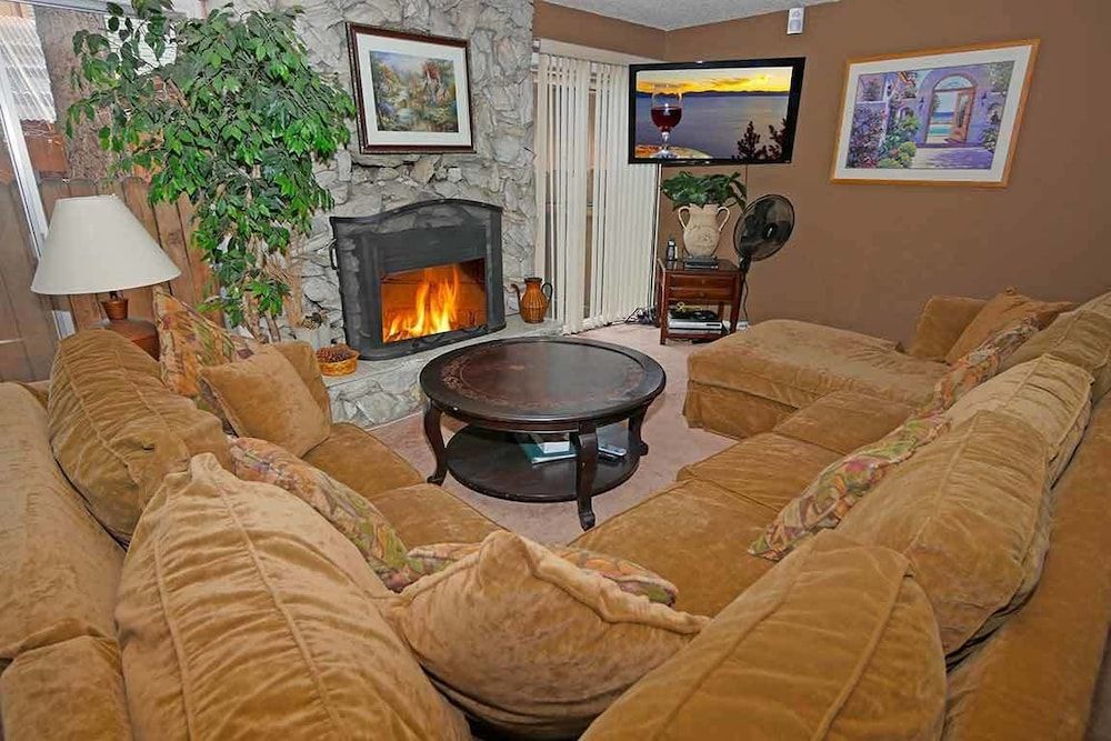 2269 Oregon Avenue - featured photo
