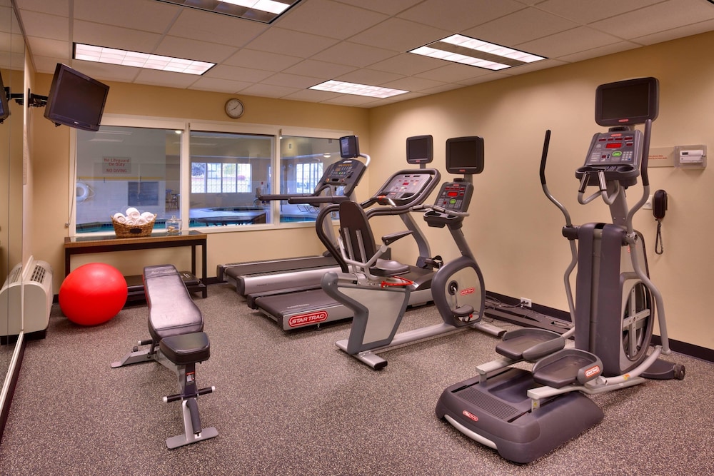 Towneplace Suites Marriott Meridian - photo 19