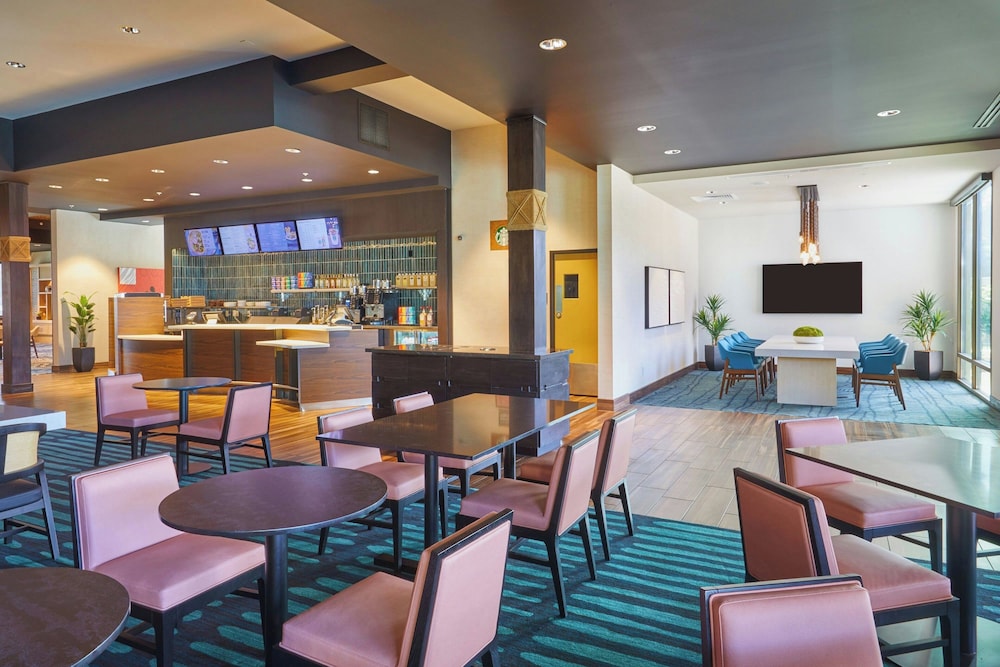 Courtyard by Marriott Oahu North Shore - photo 32