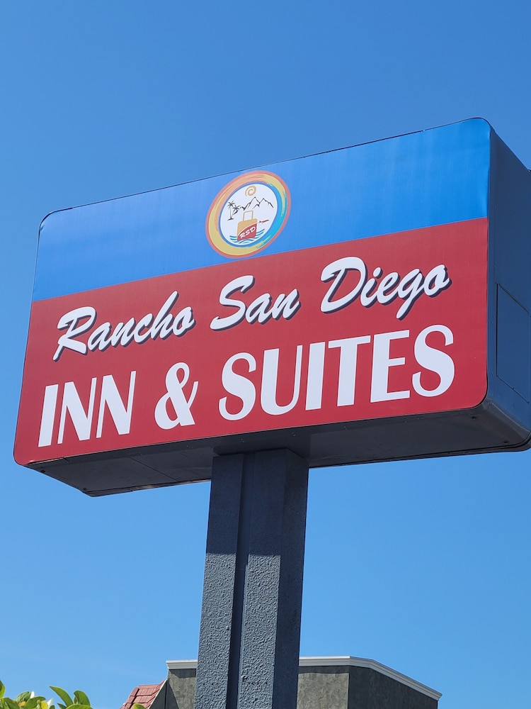 Rancho San Diego Inn and Suites - photo 26
