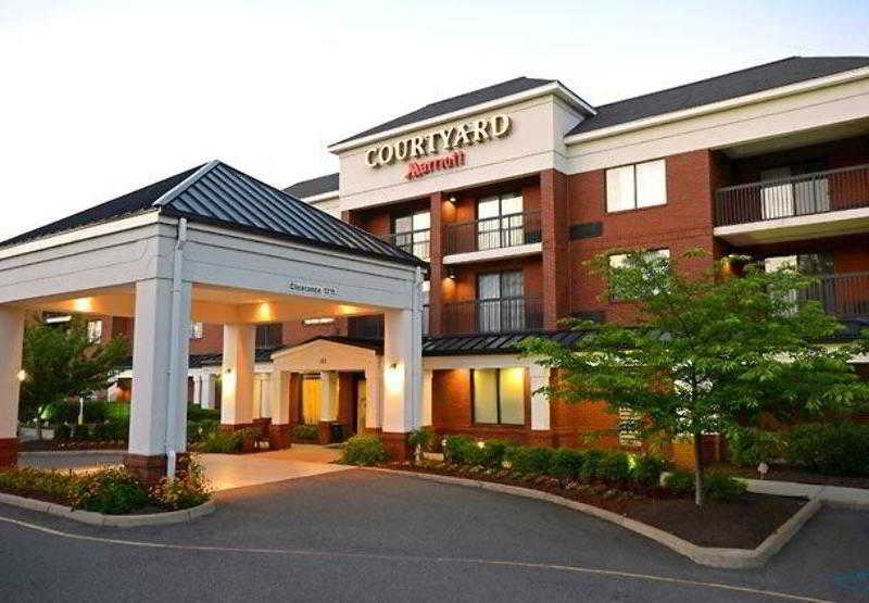 Courtyard by Marriott Newport News Yorktown - photo 12