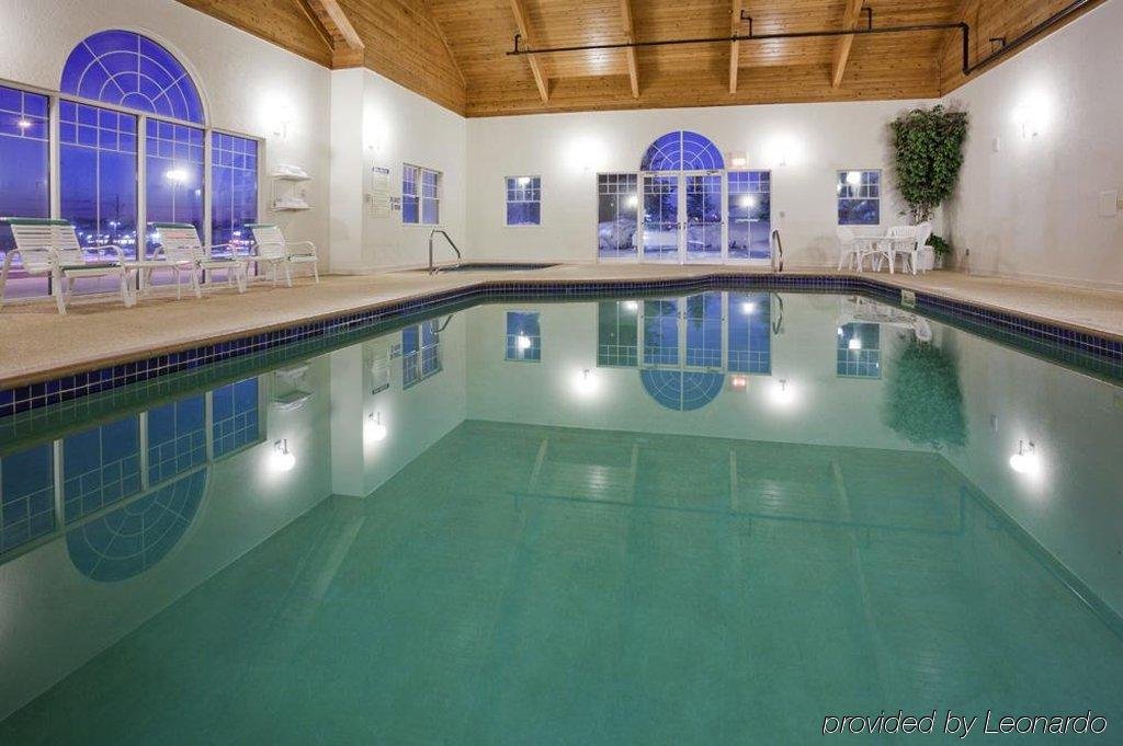 GrandStay Hotel & Suites Stillwater - photo 2