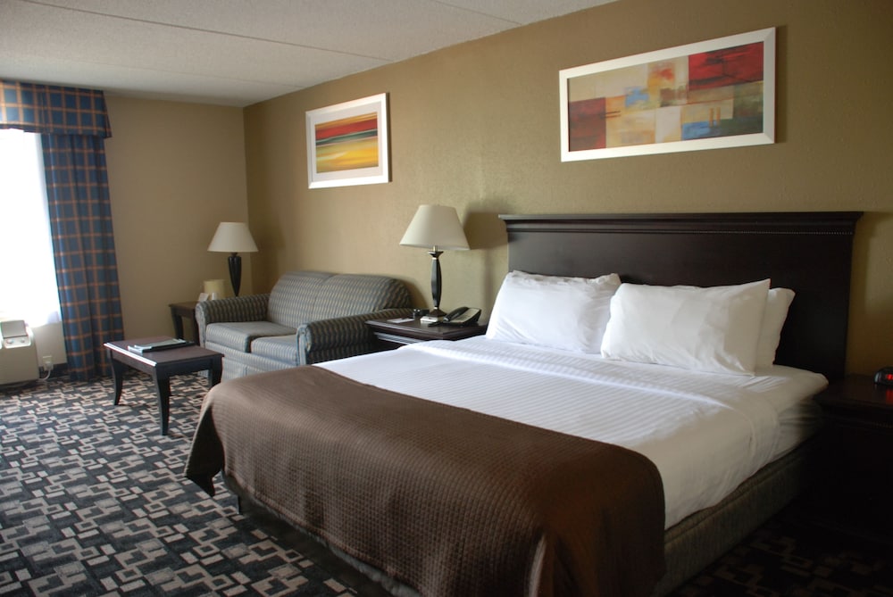 The Plaza Hotel & Suites Winona - photo 19
