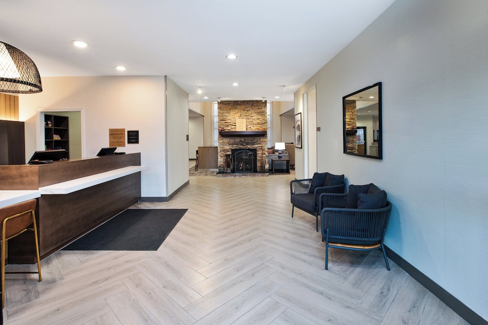 Staybridge Suites Omaha 80th And Dodge - photo 2