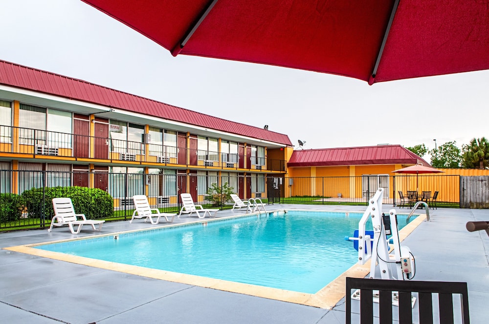Red Roof Inn Slidell - photo 17