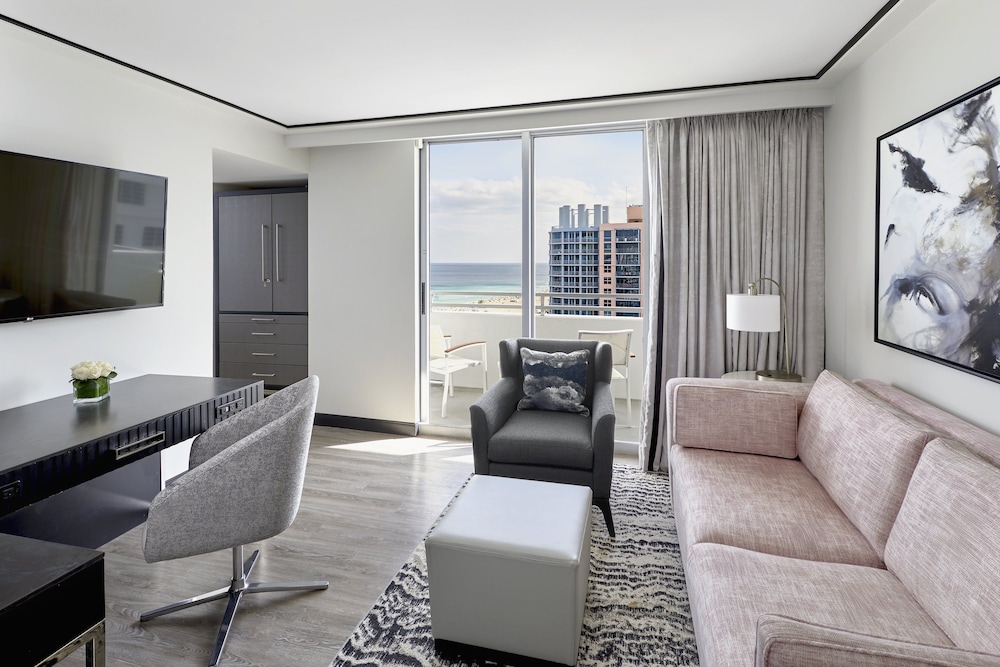 Loews Miami Beach Hotel - photo 15