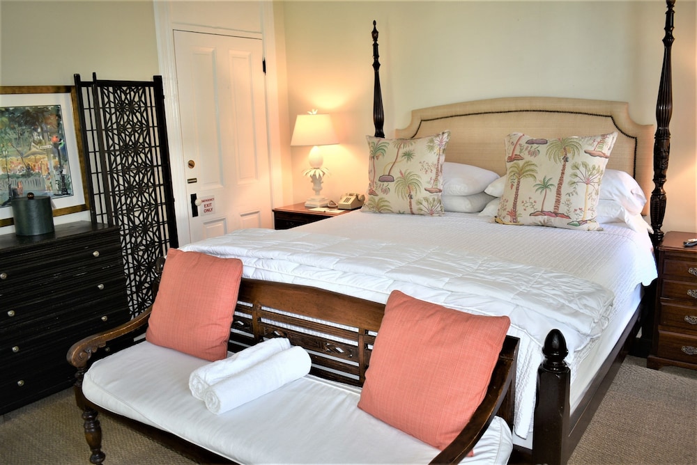 Simonton Court Historic Inn & Cottages - photo 201